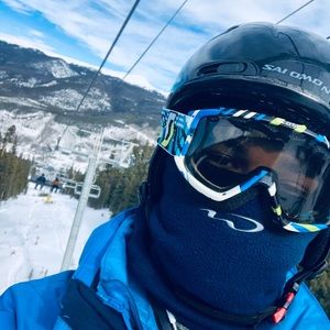 Meet your Posher, Alex